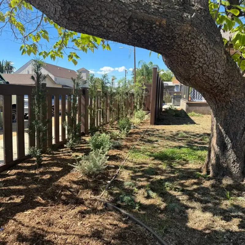 Privacy Vinyl Fence &Amp; Gate Installation In Granada Hills, Ca (4)