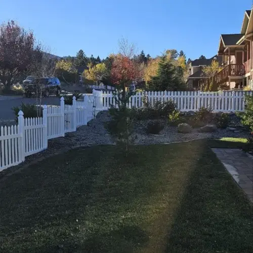 Vinyl Straight Picket Fence Panel (6)