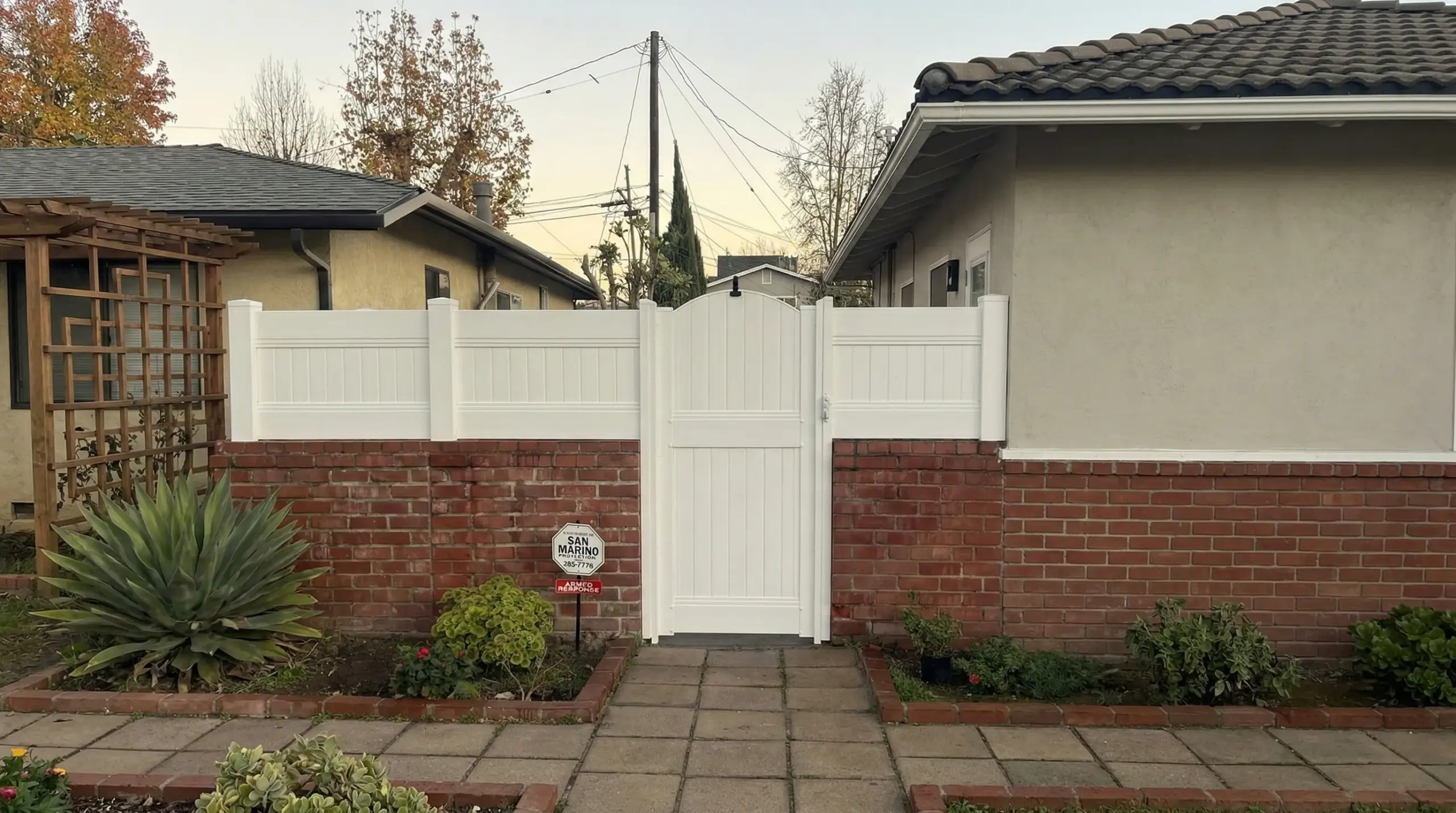 Vinyl Fence, Gate &Amp; Wall Toppers Installation In San Gabriel, Ca