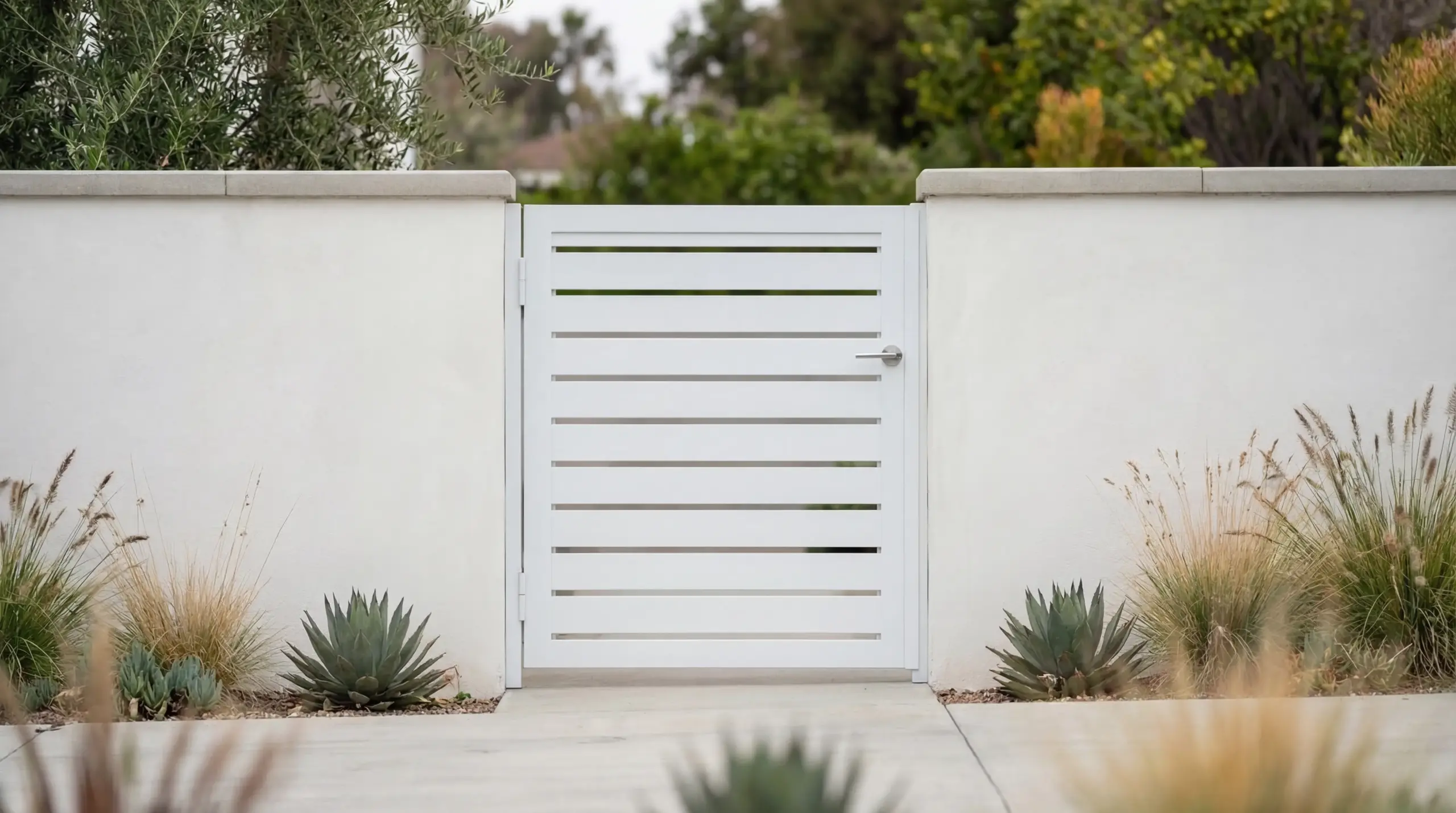 Aluminum Semi Privacy Gate