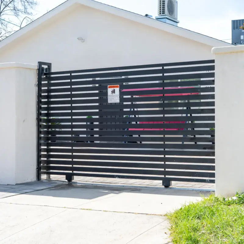 Premium Aluminum &Amp; Vinyl Fencing System Installation In North Hollywood