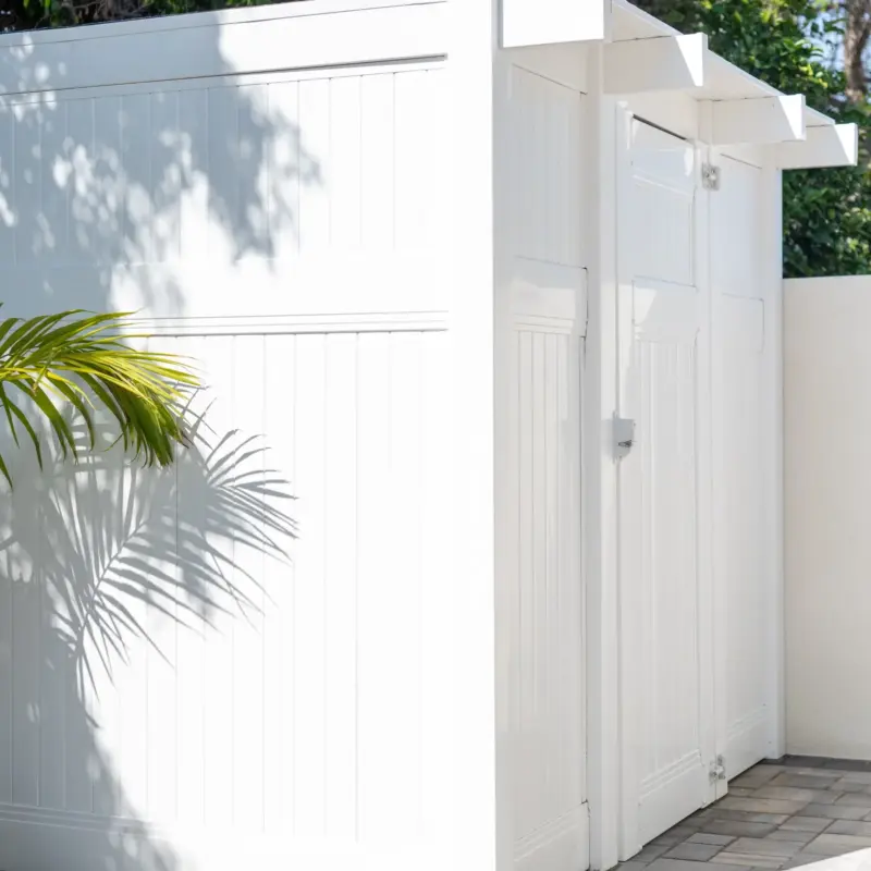 Premium Aluminum &Amp; Vinyl Fencing System Installation In North Hollywood