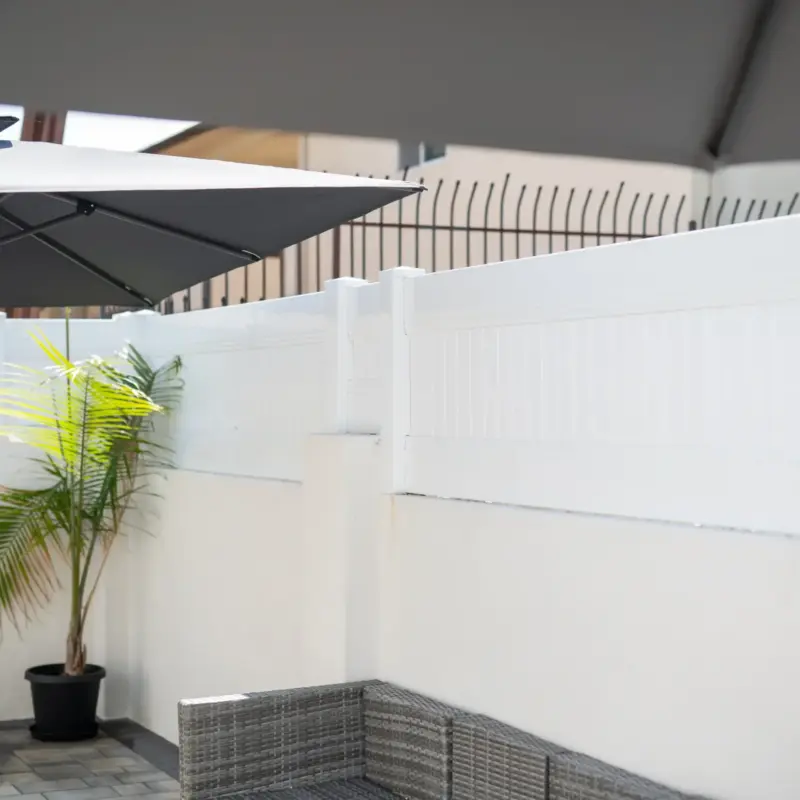 Premium Aluminum &Amp; Vinyl Fencing System Installation In North Hollywood